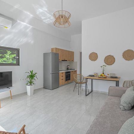Moka Apartments Hriszí Aktí Haniá Kültér fotó