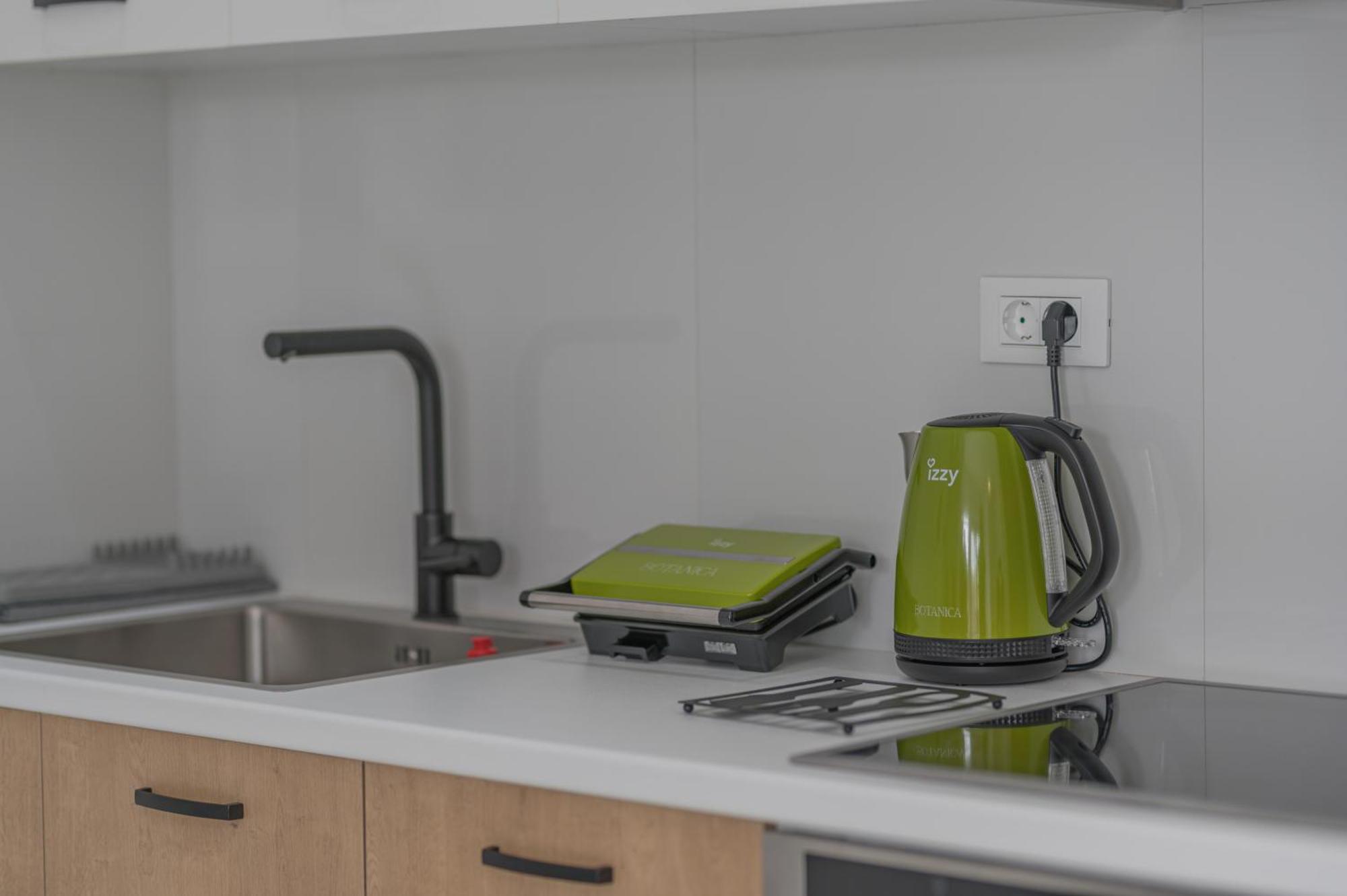 Moka Apartments Hriszí Aktí Haniá Szoba fotó