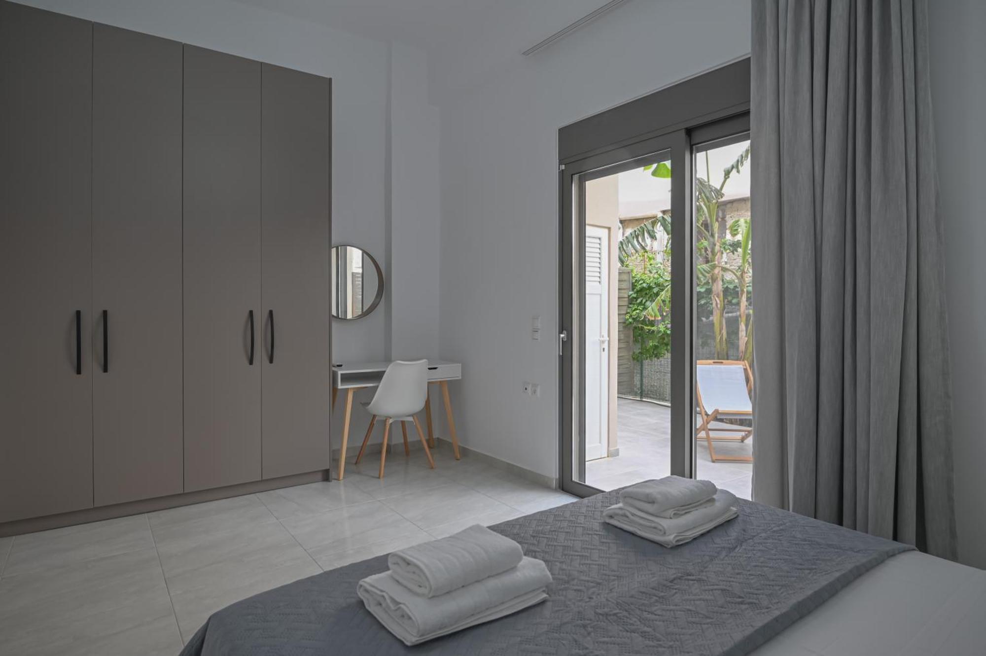 Moka Apartments Hriszí Aktí Haniá Szoba fotó