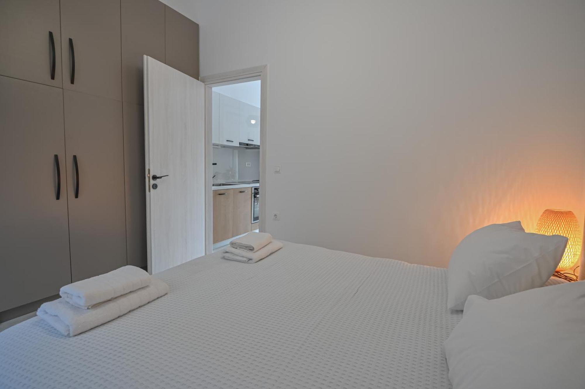 Moka Apartments Hriszí Aktí Haniá Szoba fotó